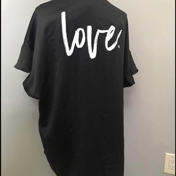 Silk Robe - Picture 2 of 5